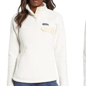 Women’s Patagonia white fleece pullover
